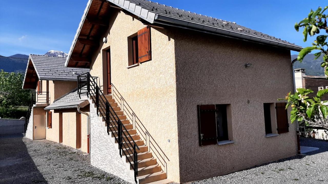 Le Pre Fleuri A Guillestre - Appartements Neufs Classes Meubles De Tourisme 3 Etoiles - Parking Privatif Exterior foto